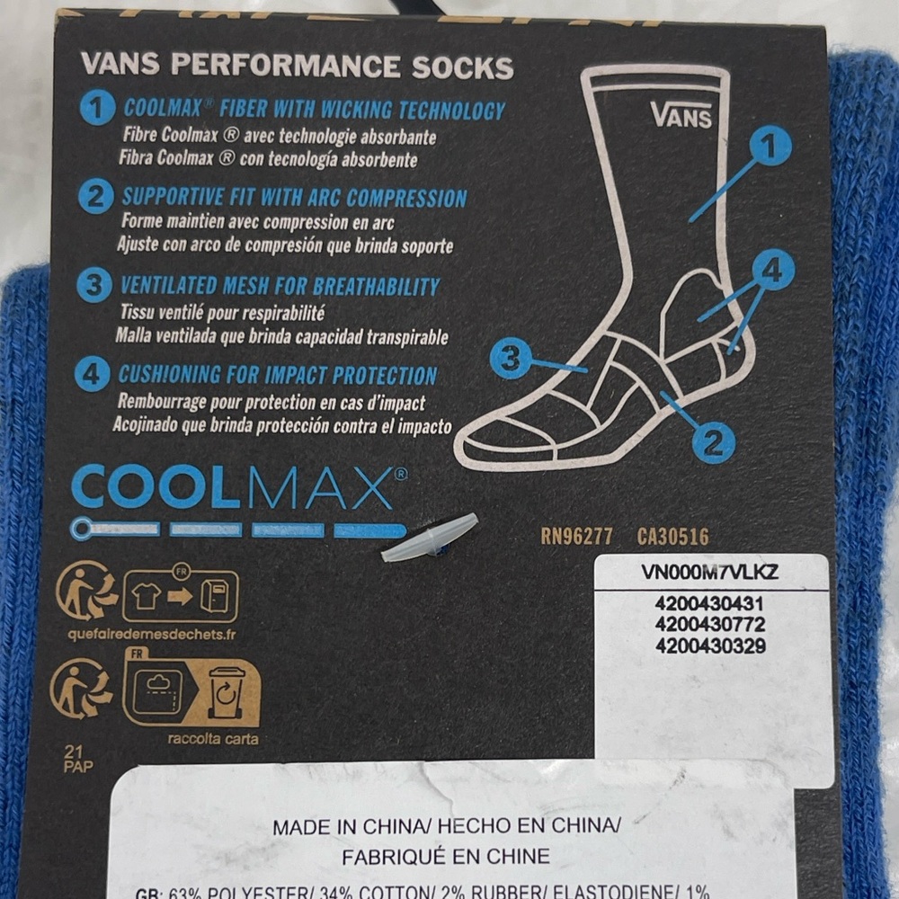 VANS Crew socks 
VANS PERFORMANCE SOCKS
COOLMAX® FIBER WITH WICKING TECHNOLOGY